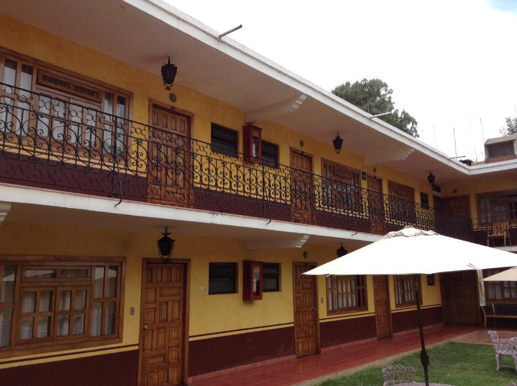 Posada De La Salud Pátzcuaro Exterior photo