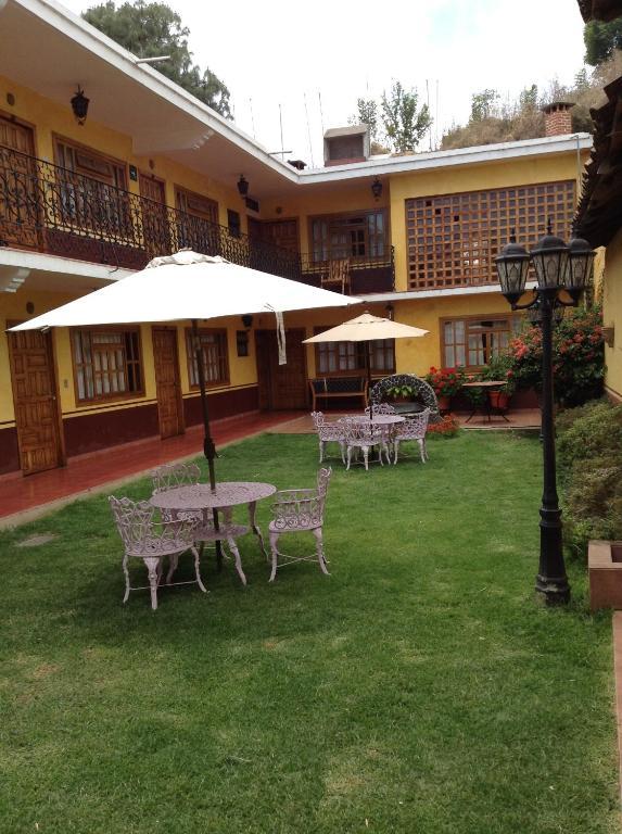Posada De La Salud Pátzcuaro Exterior photo