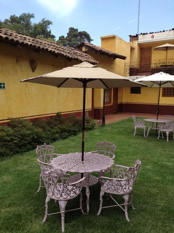 Posada De La Salud Pátzcuaro Exterior photo